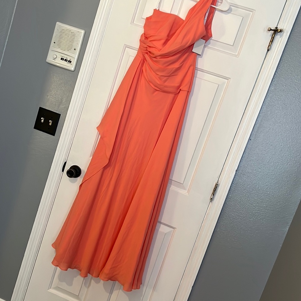 Never worn David’s bridal dress